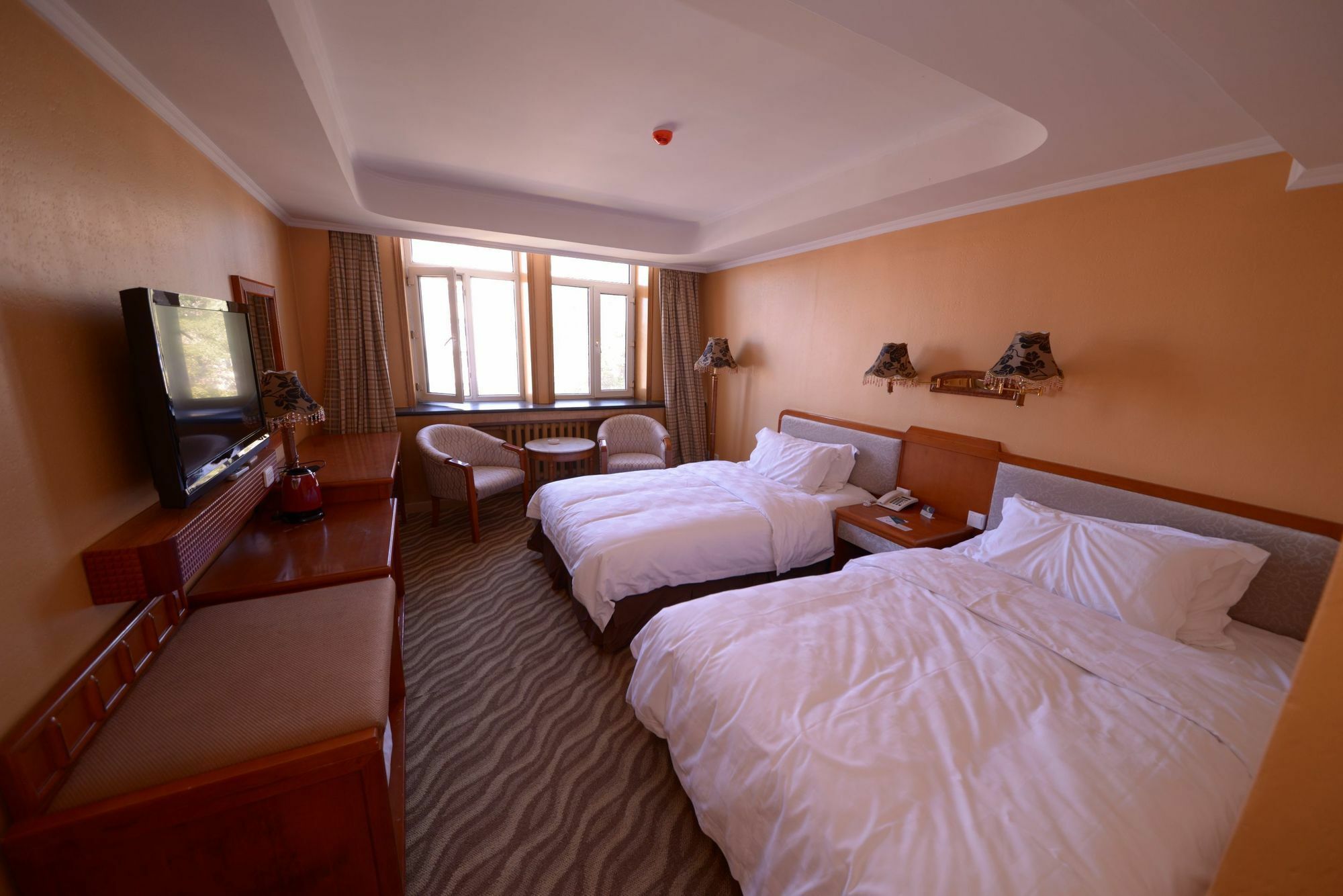Harbin Bremen Train Station Hotel Exterior foto